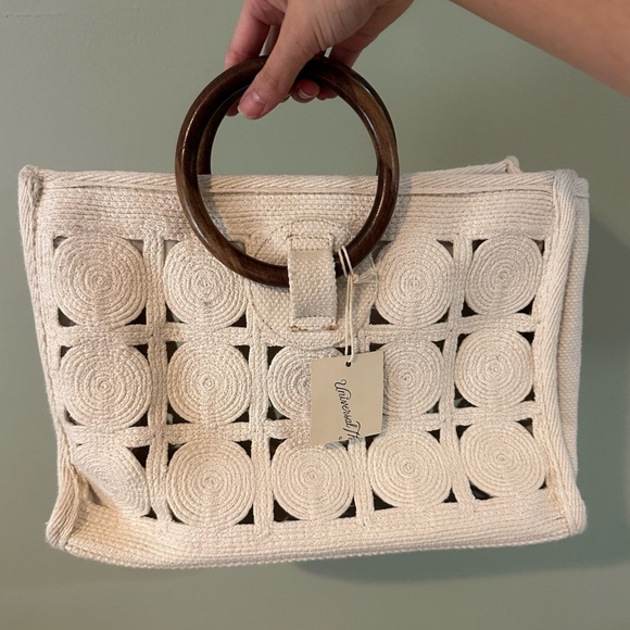 Universal Thread Eyelet Boho Cream Bag With Circular Handles - Picture 1 of 6